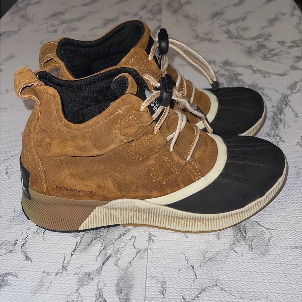 Sorel out and aboutt boots